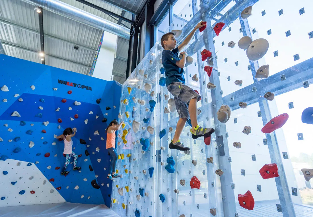 CLIMBING SHOES - ROCK 