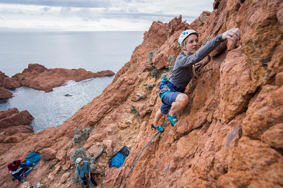 CLIMBING SHOES - ROCK 