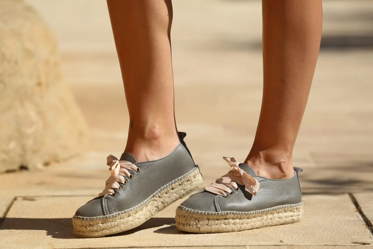 Manebi Carbon Grey sneakers