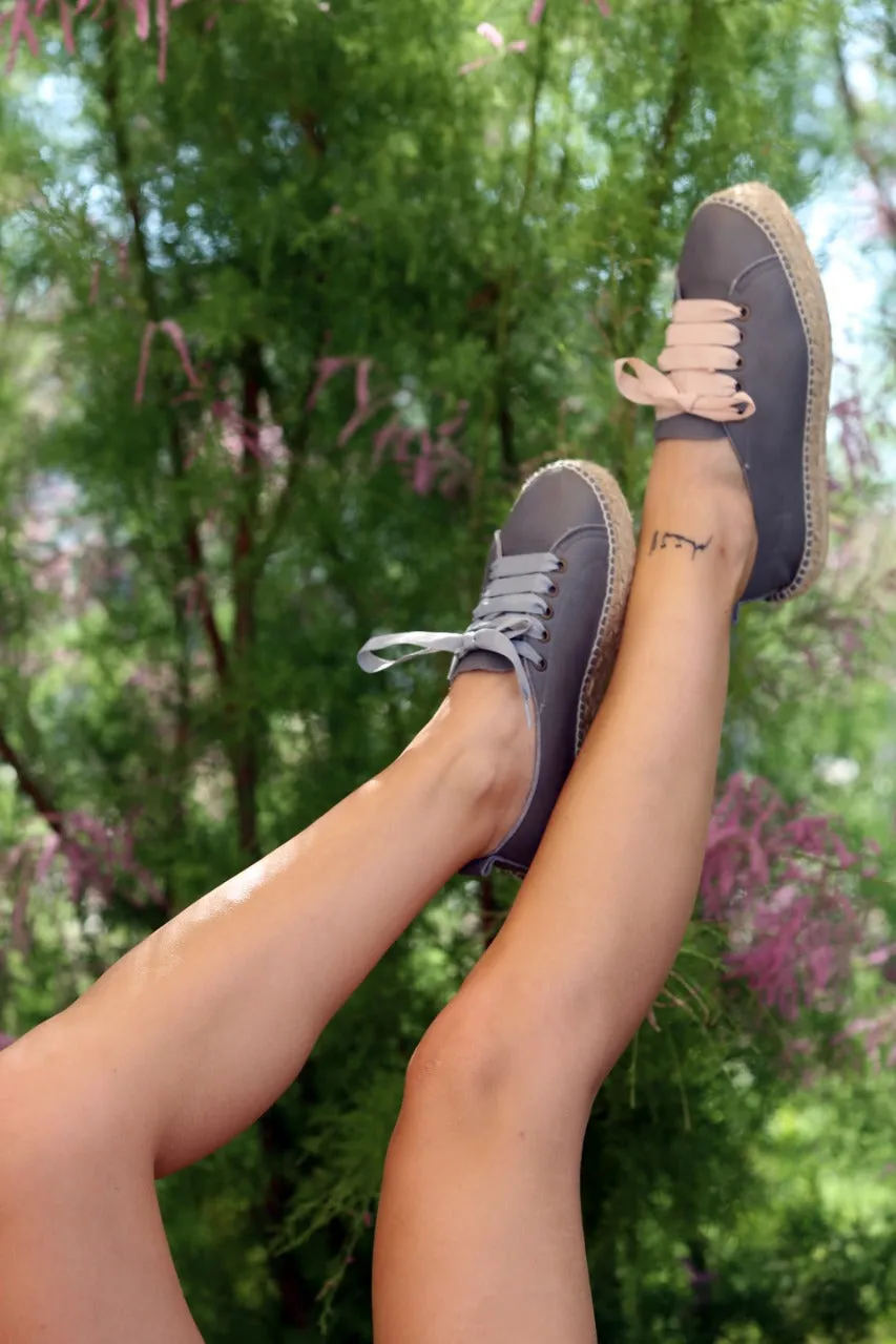 Manebi Carbon Grey sneakers