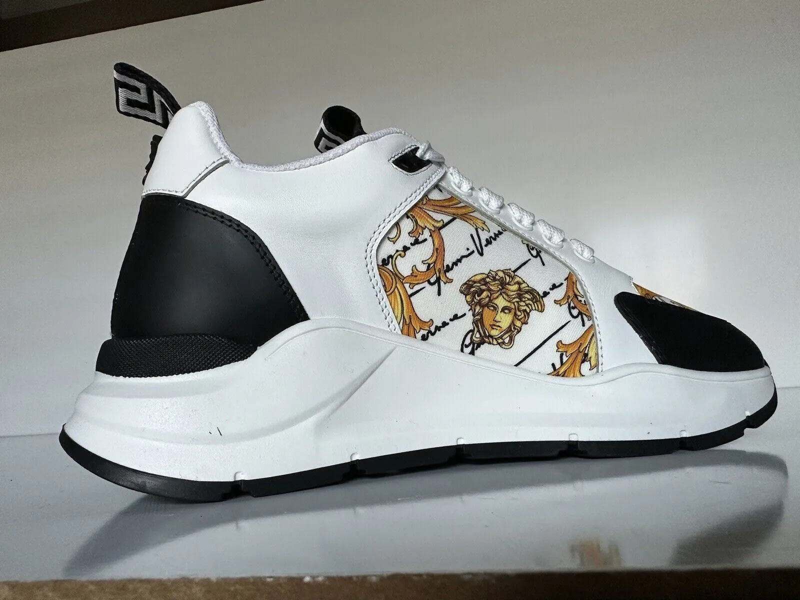NIB $950 VERSACE Baroque Print White Sneakers Size 13 US (46 Euro) 1002781 IT