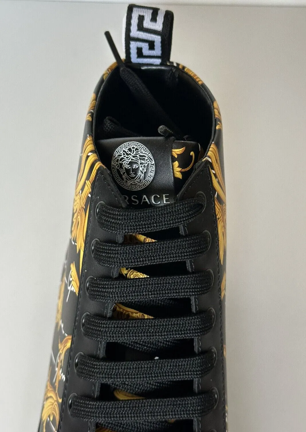 NIB $950 Versace Leather Medusa Baroque Black High-top Sneakers 11 (44) 1002782